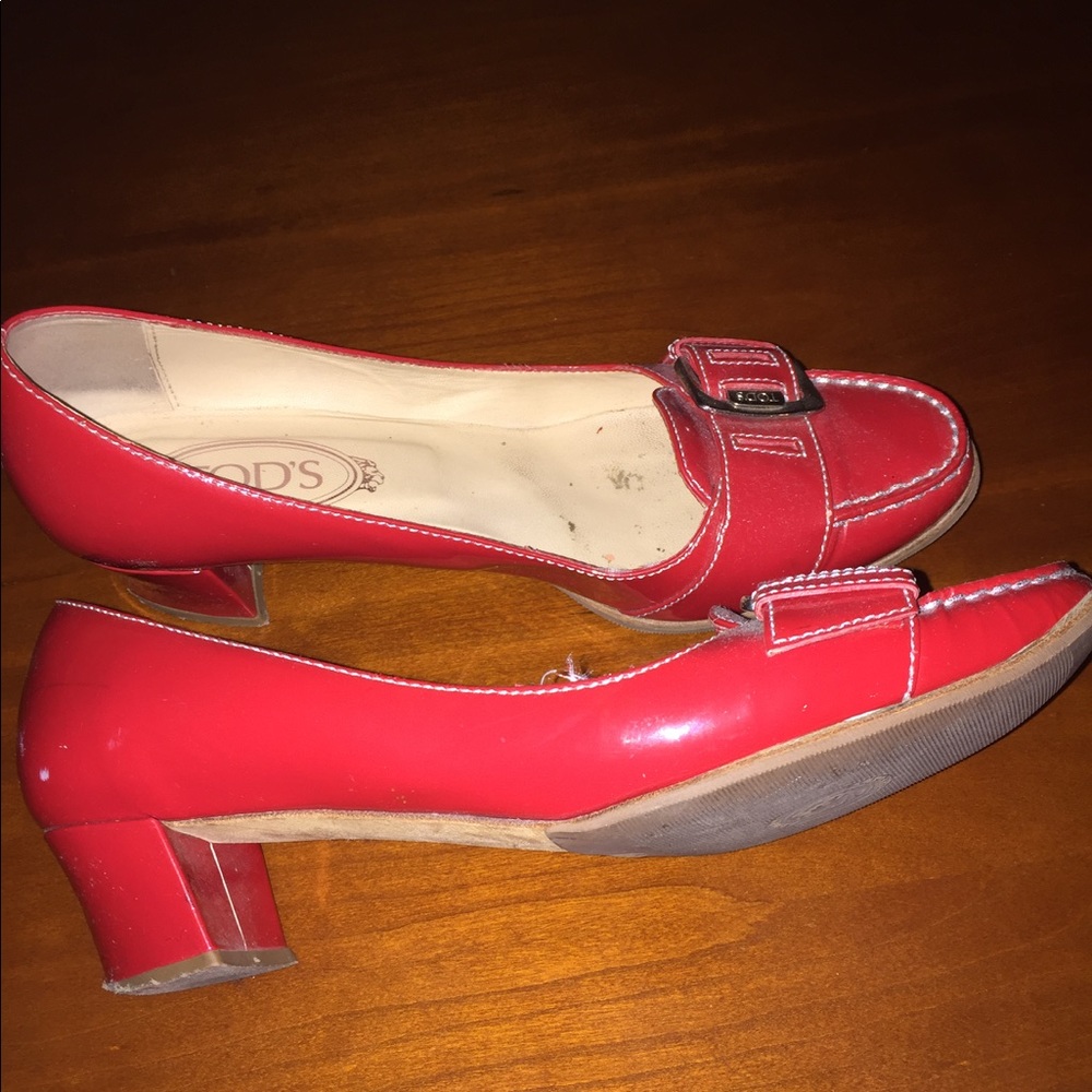Shoes - Picture 2 of 4